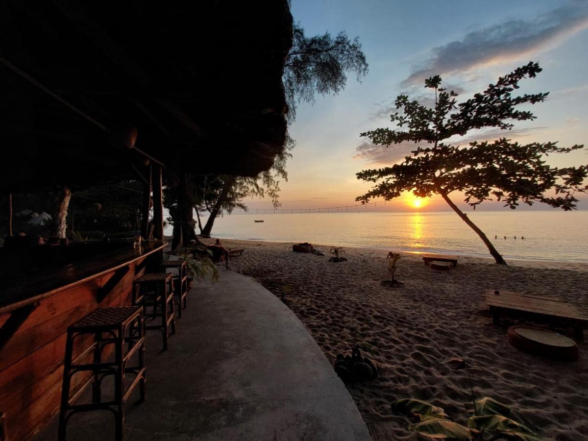 Kamaku Bungalows เกาะรงสำลน ภายนอก รูปภาพ