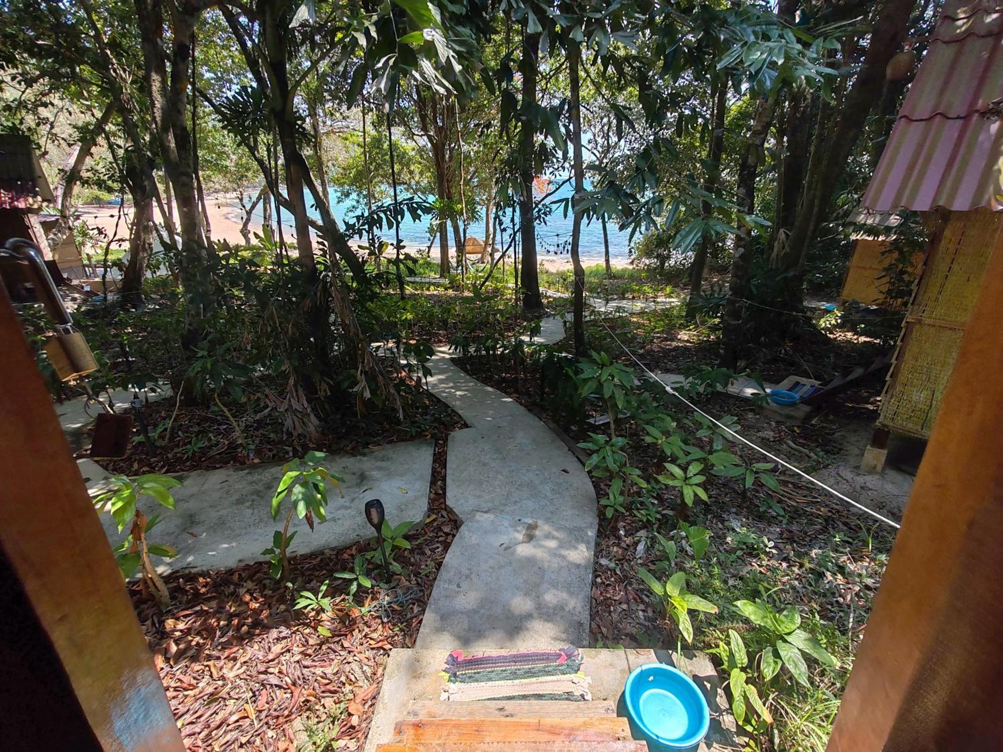 Kamaku Bungalows เกาะรงสำลน ห้อง รูปภาพ