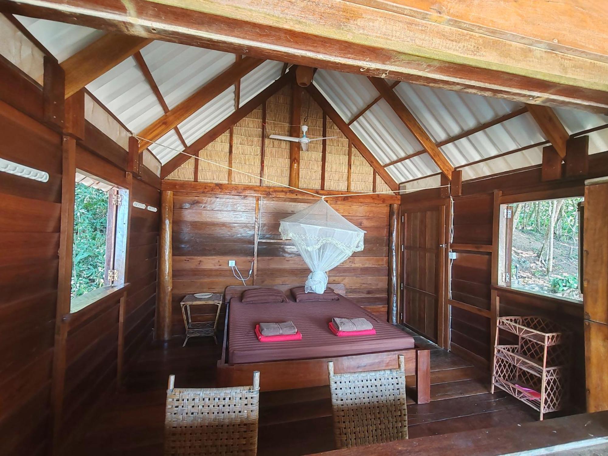 Kamaku Bungalows เกาะรงสำลน ห้อง รูปภาพ