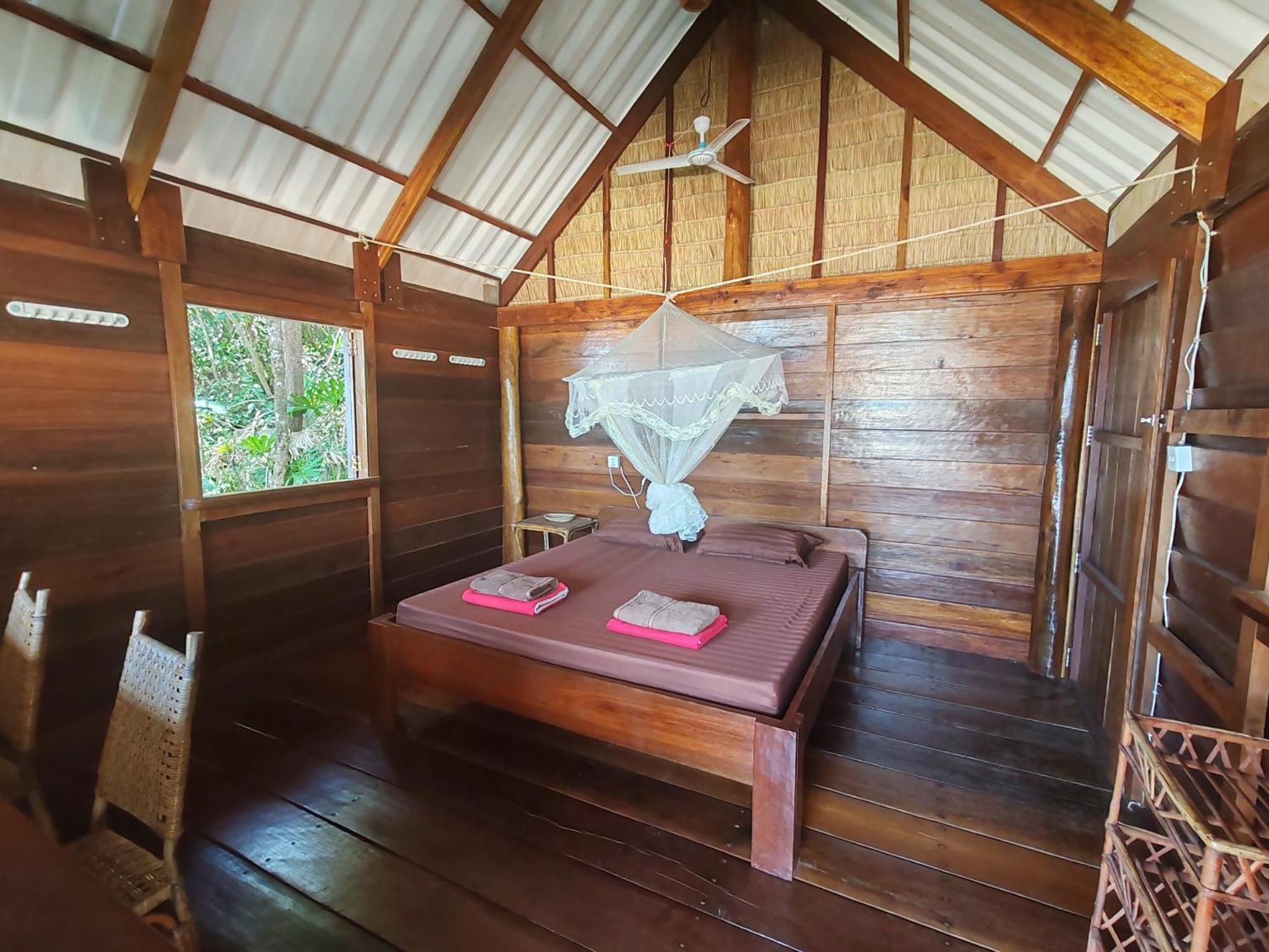 Kamaku Bungalows เกาะรงสำลน ห้อง รูปภาพ