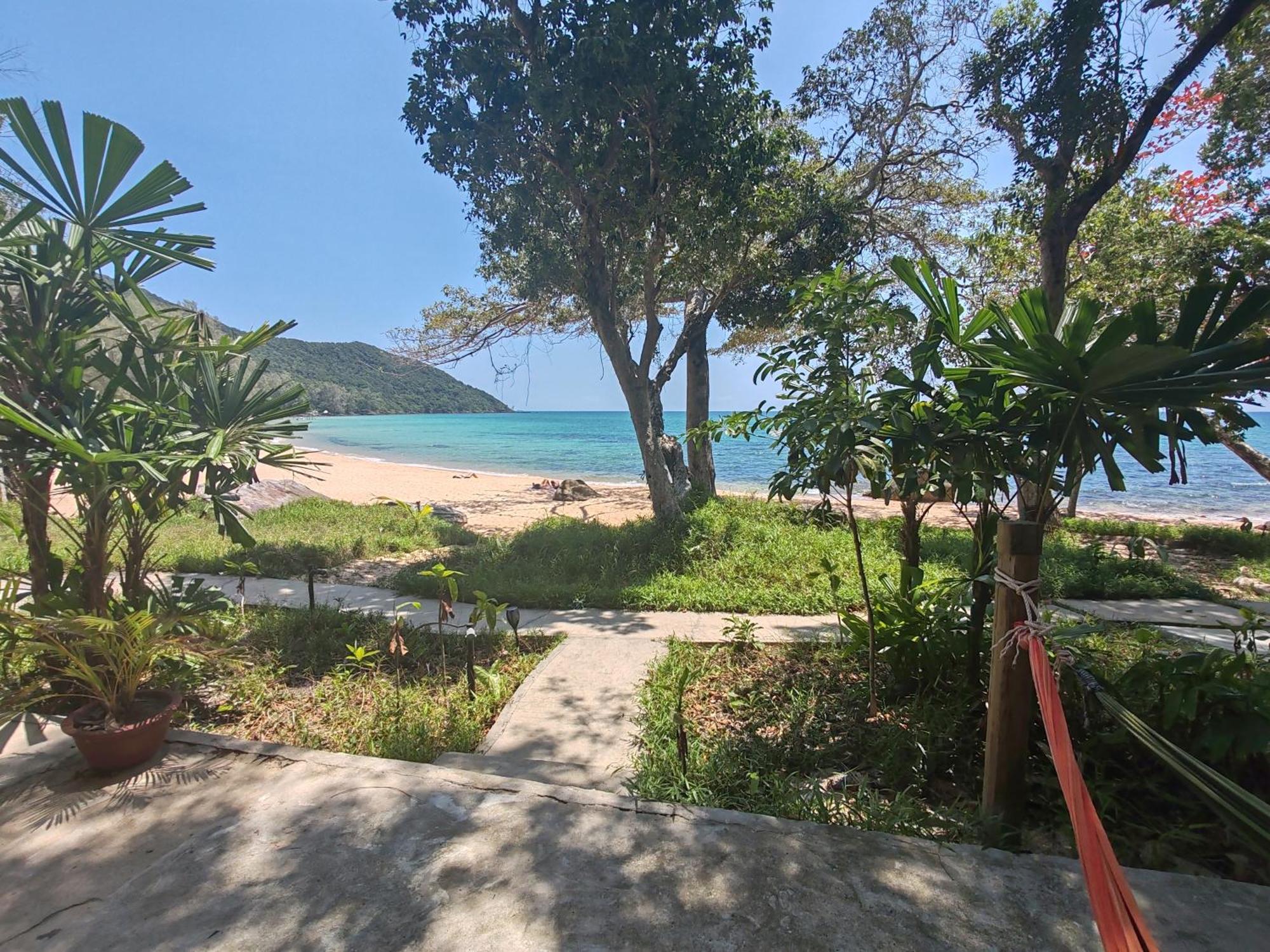 Kamaku Bungalows เกาะรงสำลน ห้อง รูปภาพ