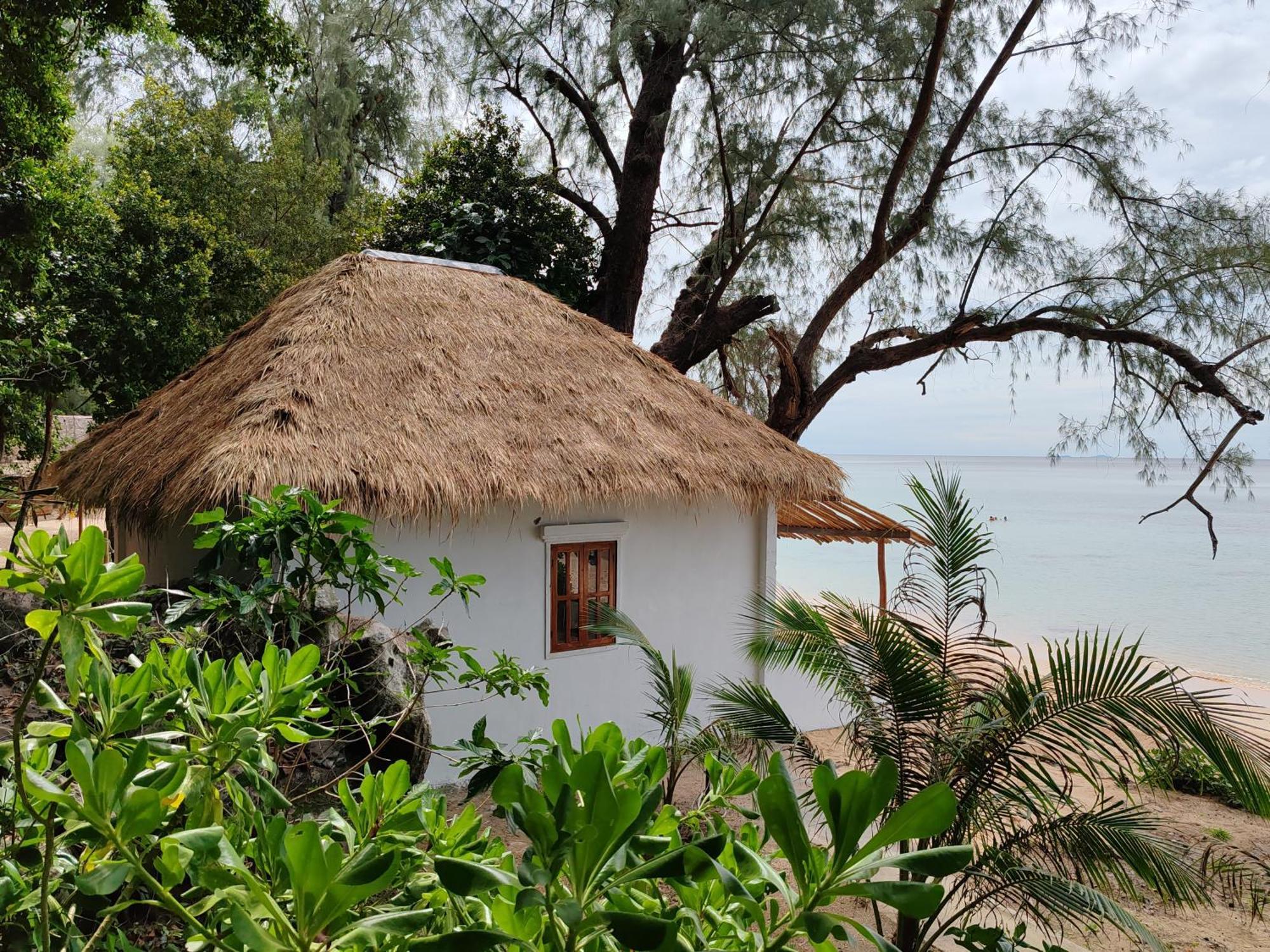 Kamaku Bungalows เกาะรงสำลน ห้อง รูปภาพ